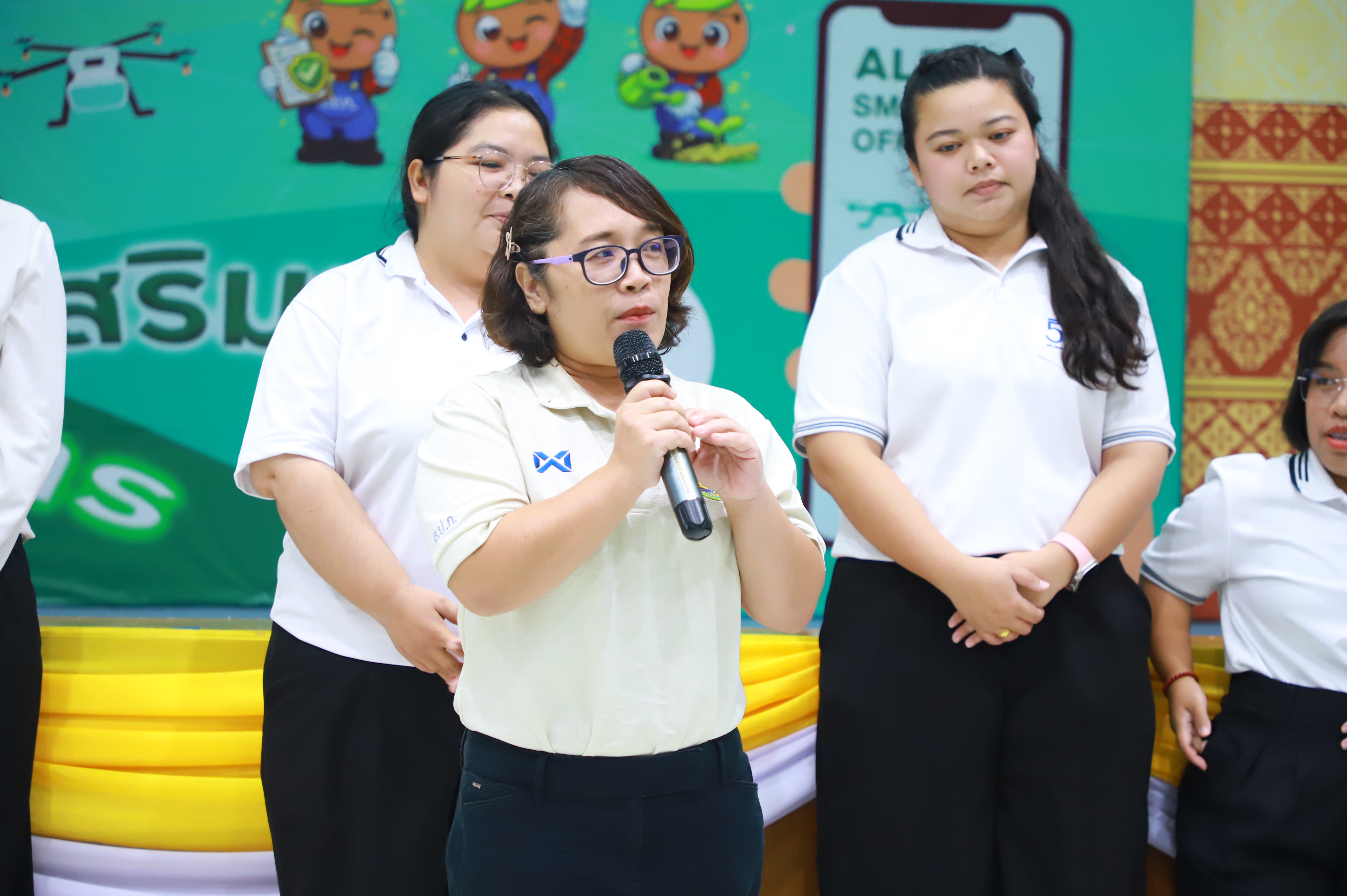 title - สบท. จัดกิจกรรม “เสริมสร้างความสัมพันธ์ในองค์กรและบรรยากาศที่เอื้อต่อการทำงาน” มุ่งเดินหน้าพัฒนาบุคลากร เสริมทัพการทำงานเป็นทีม